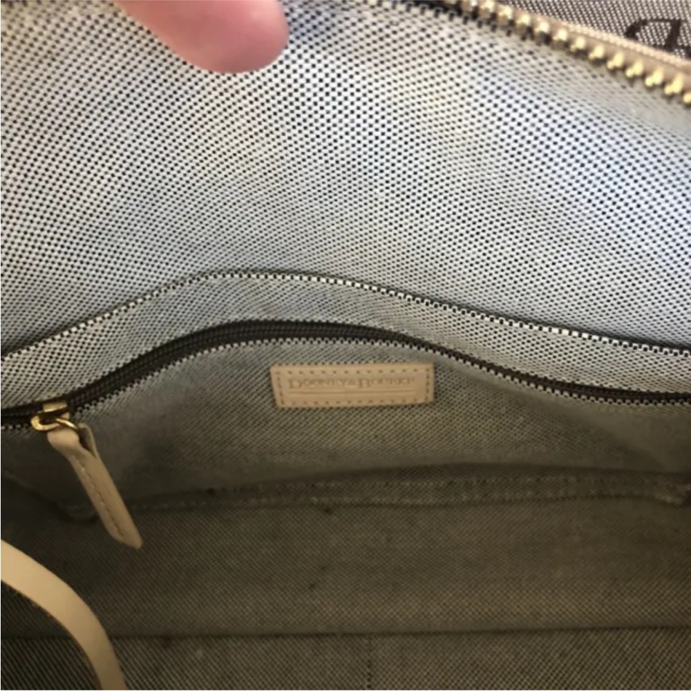 Vintage Dooney & Bourke monogram handbag | accessories included! - Picture 8 of 16